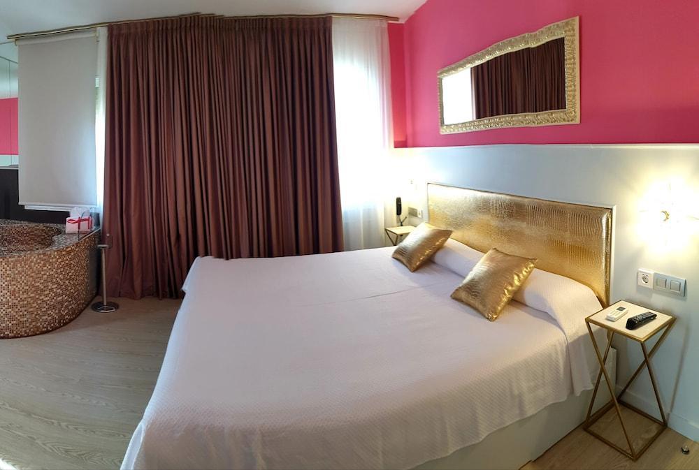 Hotel H Granollers Exterior photo